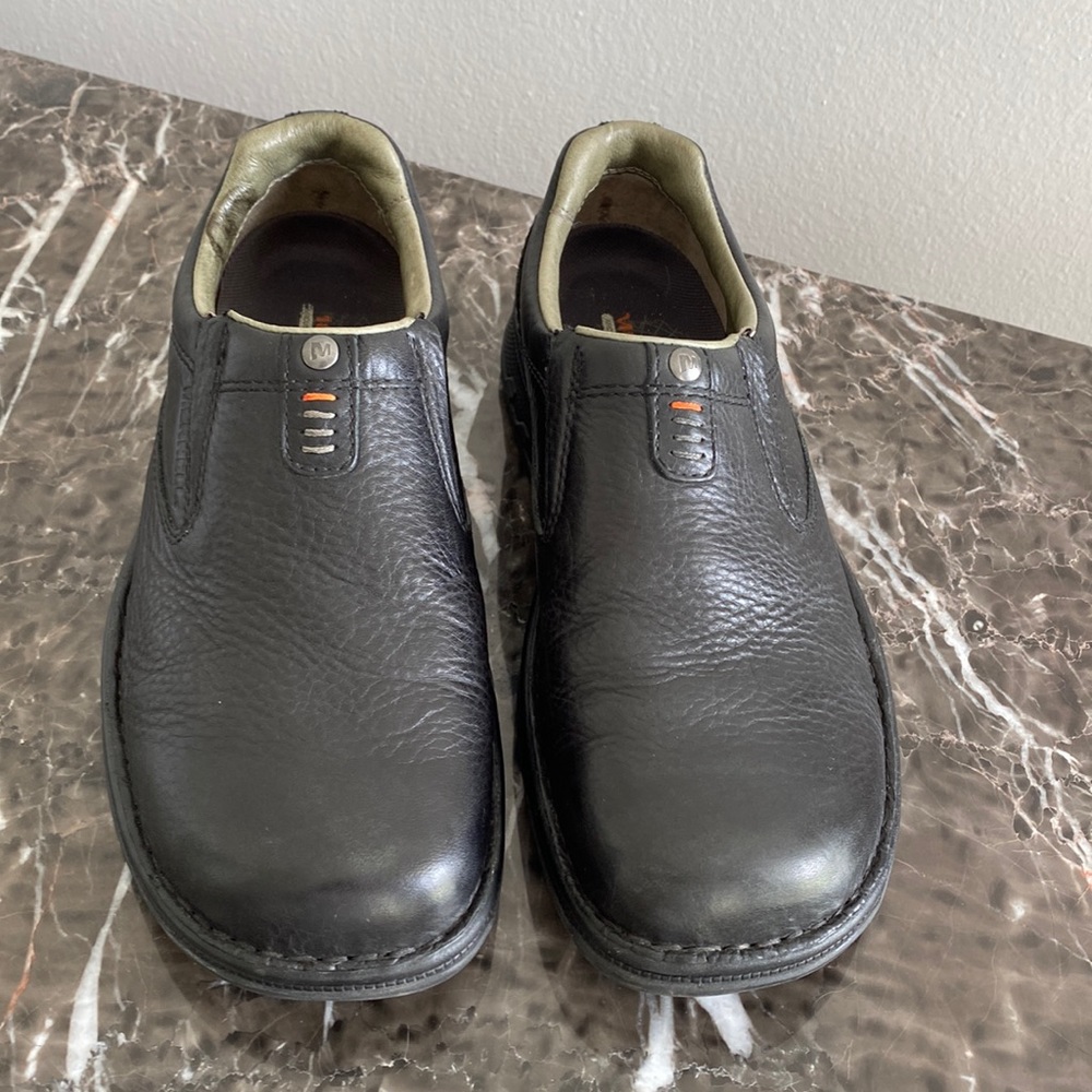 Merrell World Legend Black Leather Mens Slip ons